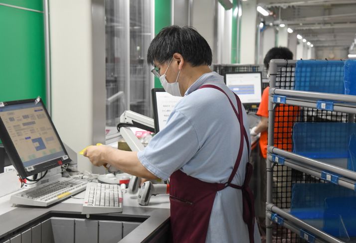 操作はすべてパソコンを使用